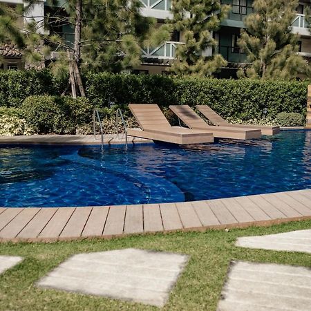 Pine Suites Tagaytay 2 Bedroom W/ Netflix And Parking, Wifi, Balcony, And Great View Tagaytay City Exterior photo